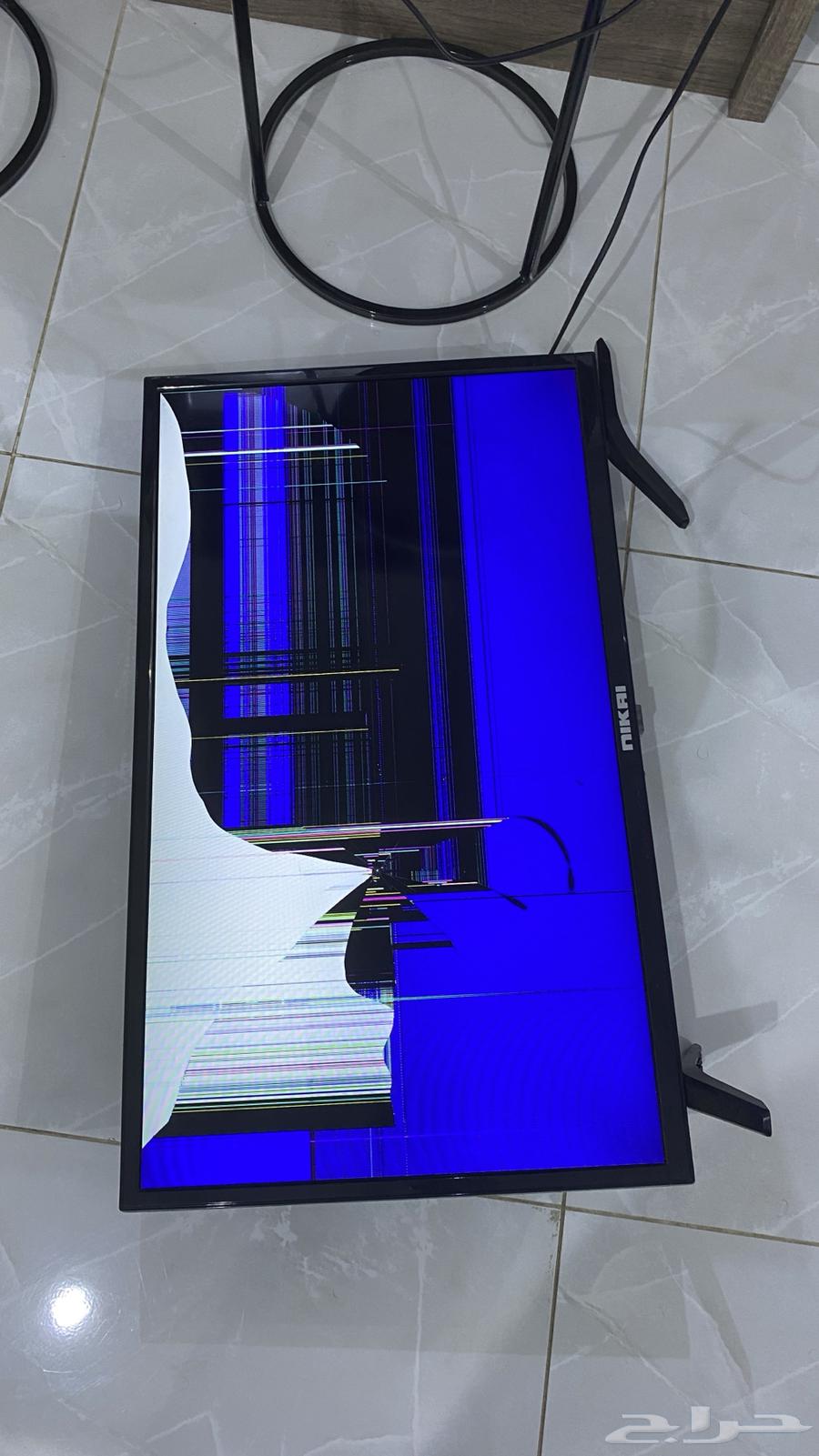 شاشه NikRL جديده ومكسىوره تنفع قطع غيار64550560164865111