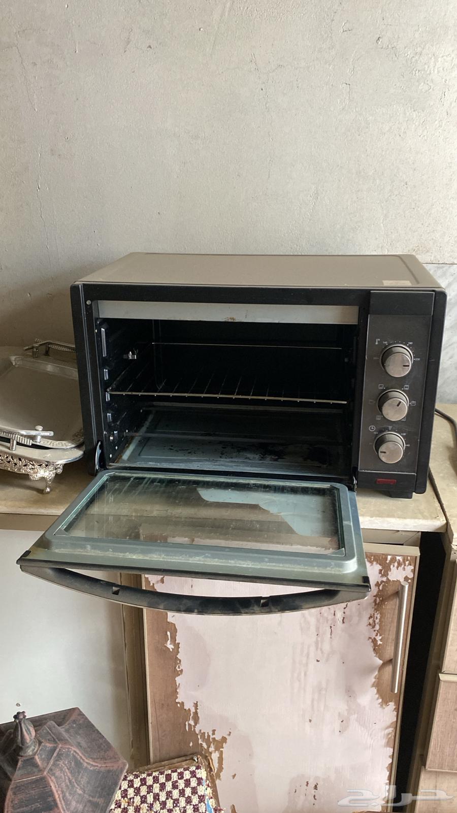 فرن نظيف ويعمل بشكل جيد64545048214914111