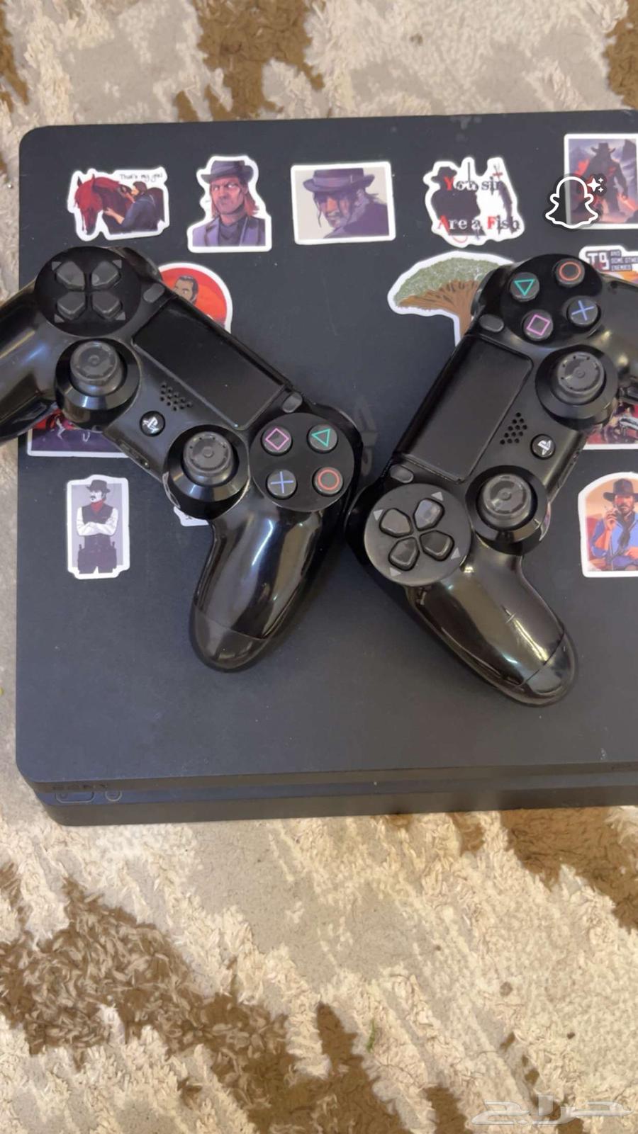 سلام عليكم للبيع سوني فور معي يدين على السوم64529966779906110