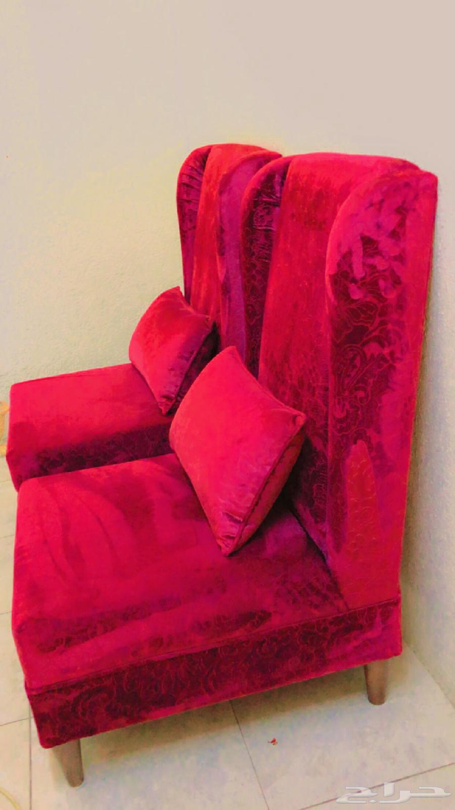 كنب مخملي احمر مقعدين للبيع64544820475523112