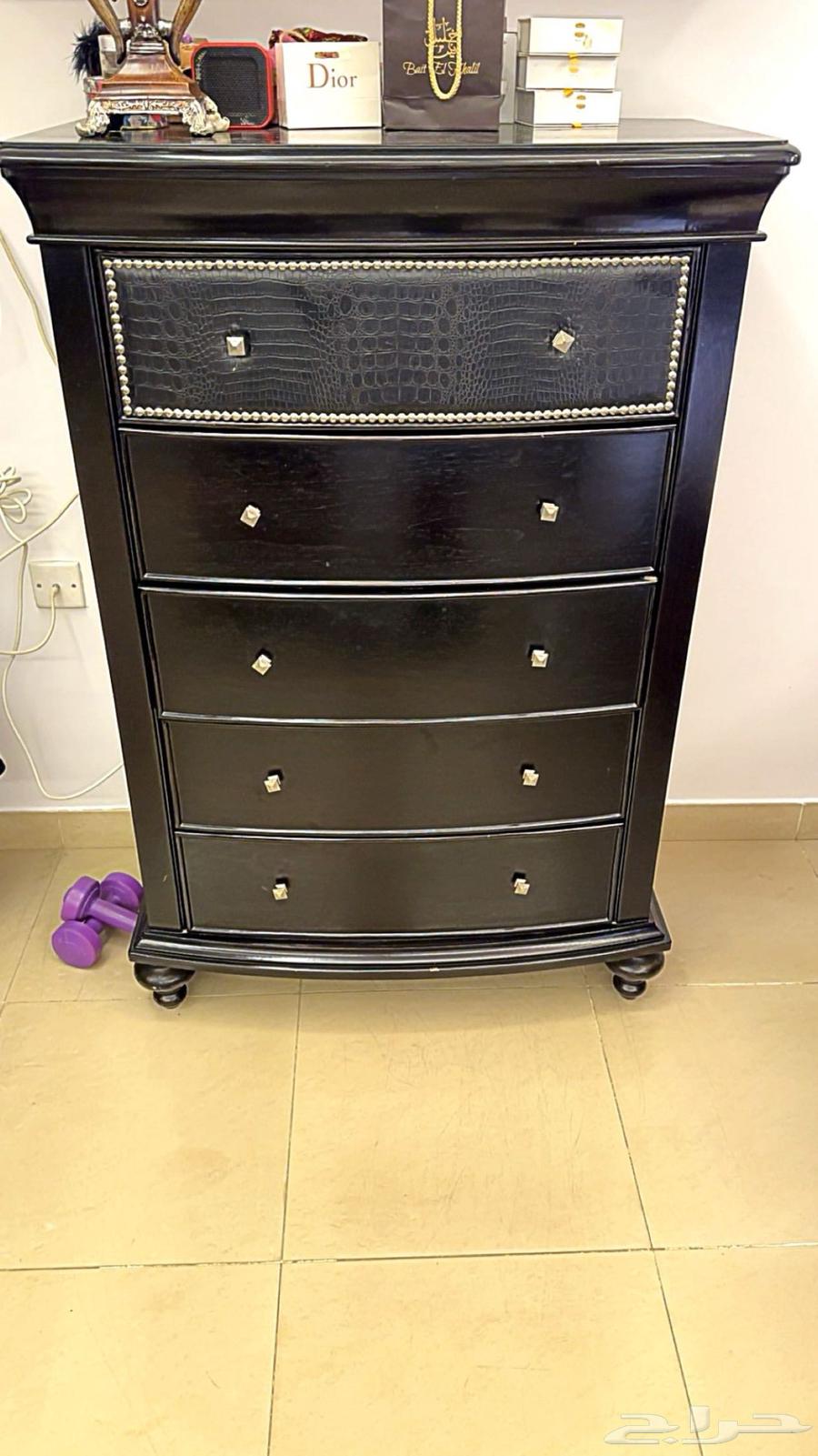 غرفة نوم 5 قطع للبيع64548336770690112