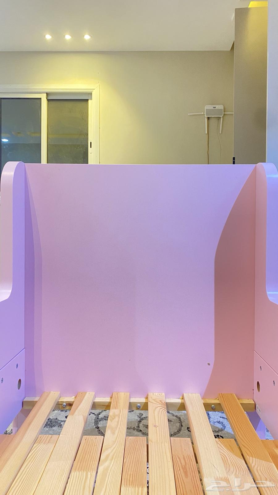 للبيع سرير وردي قابل للتوسيع64552859810689114