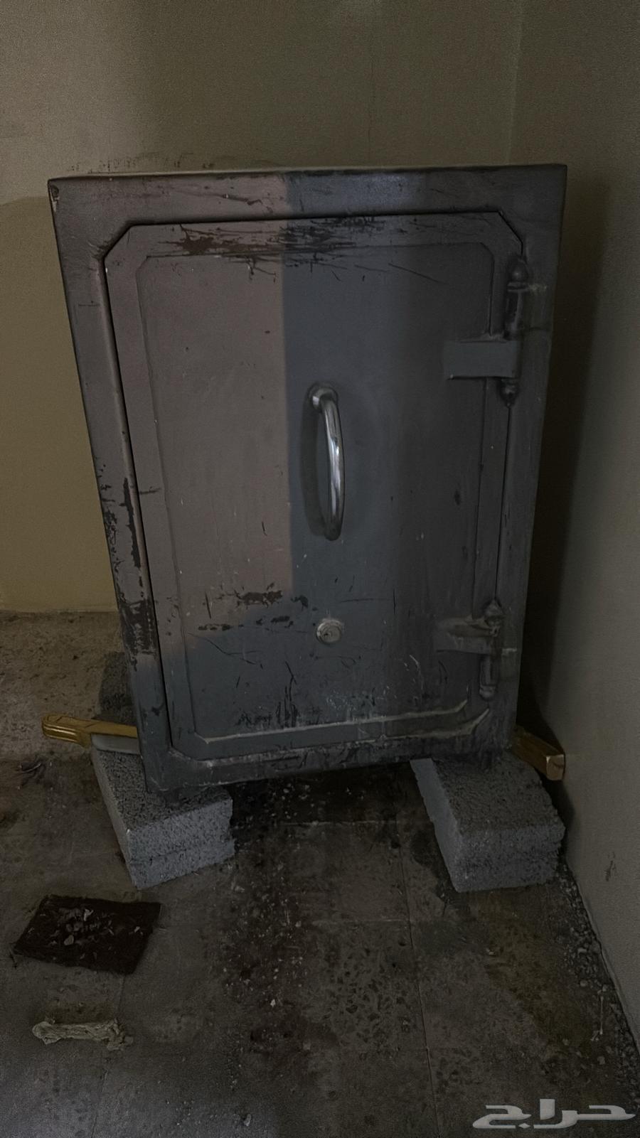 خزنه للبيع64550619174401111