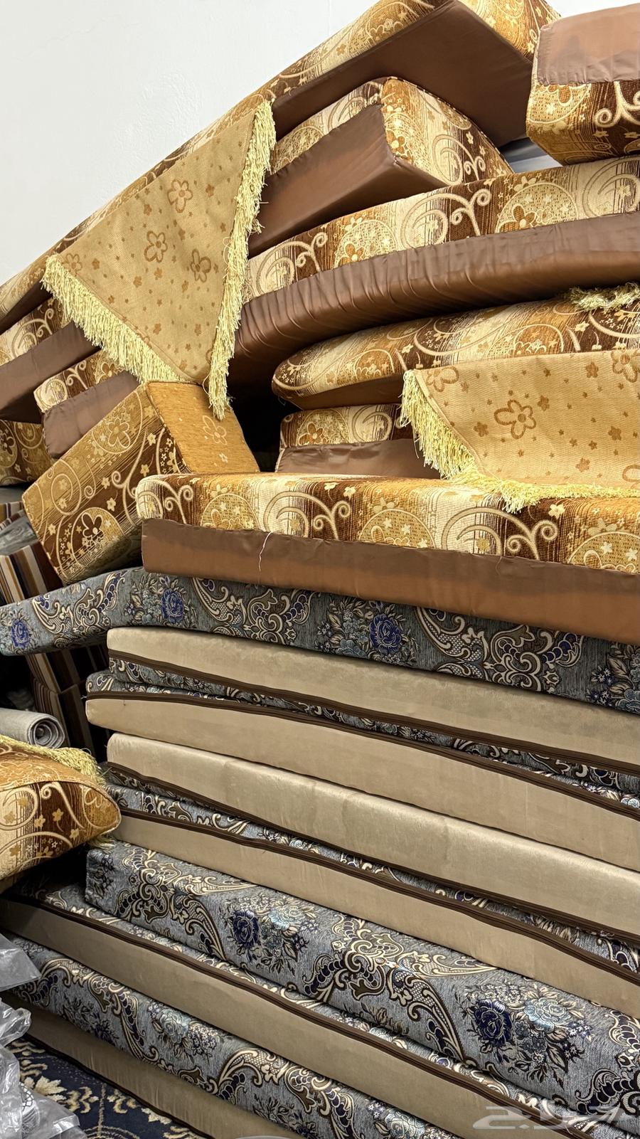 باطرمه وطاوله شبه جديده64553327840258110