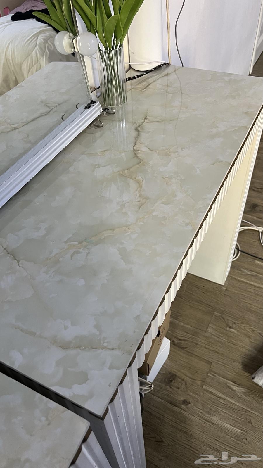 Hairdressing or Reception Table64549740491138110