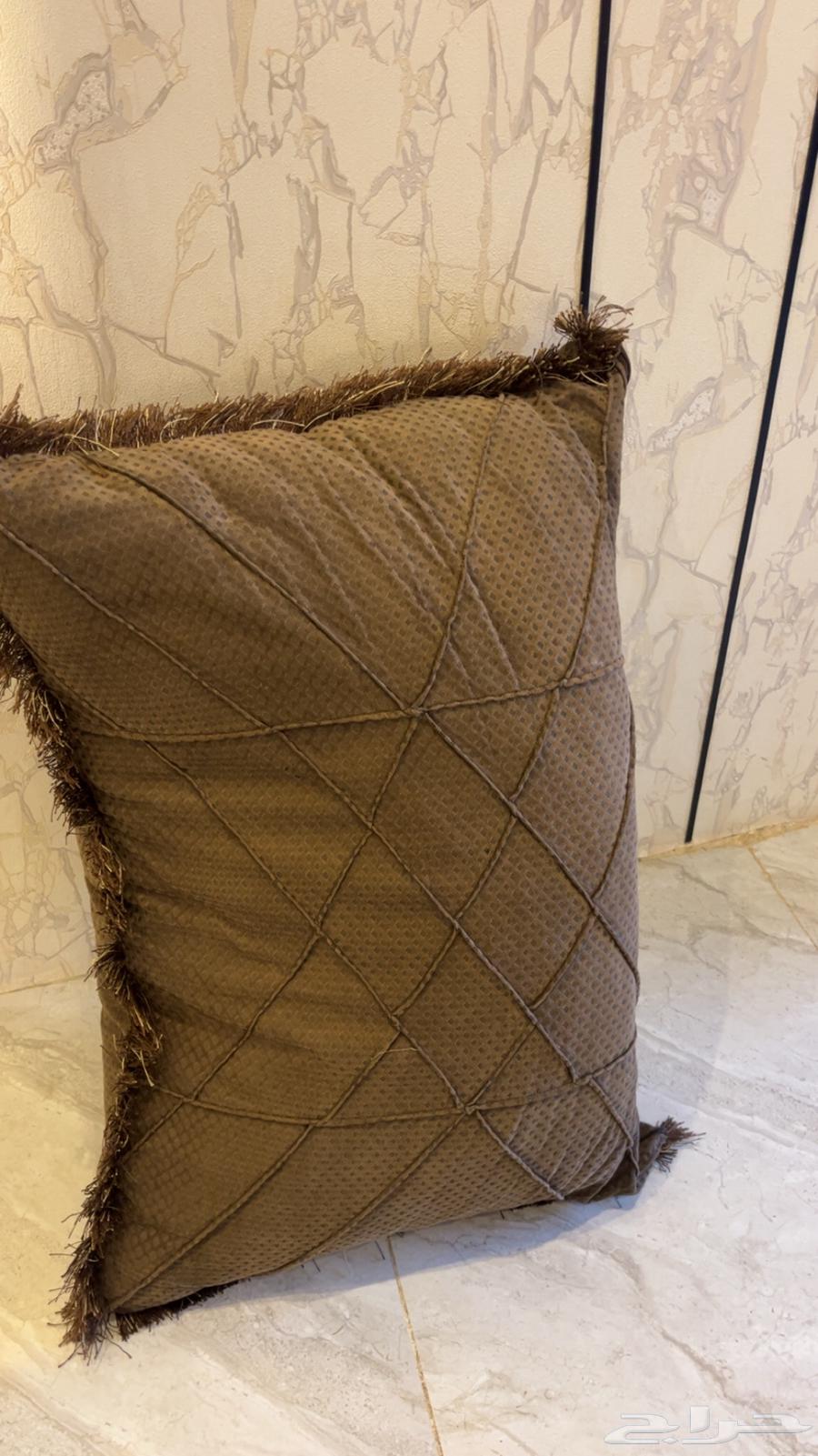 مساند 19 حبه مو مضغوطات بحاله جيده 20064549959333891110