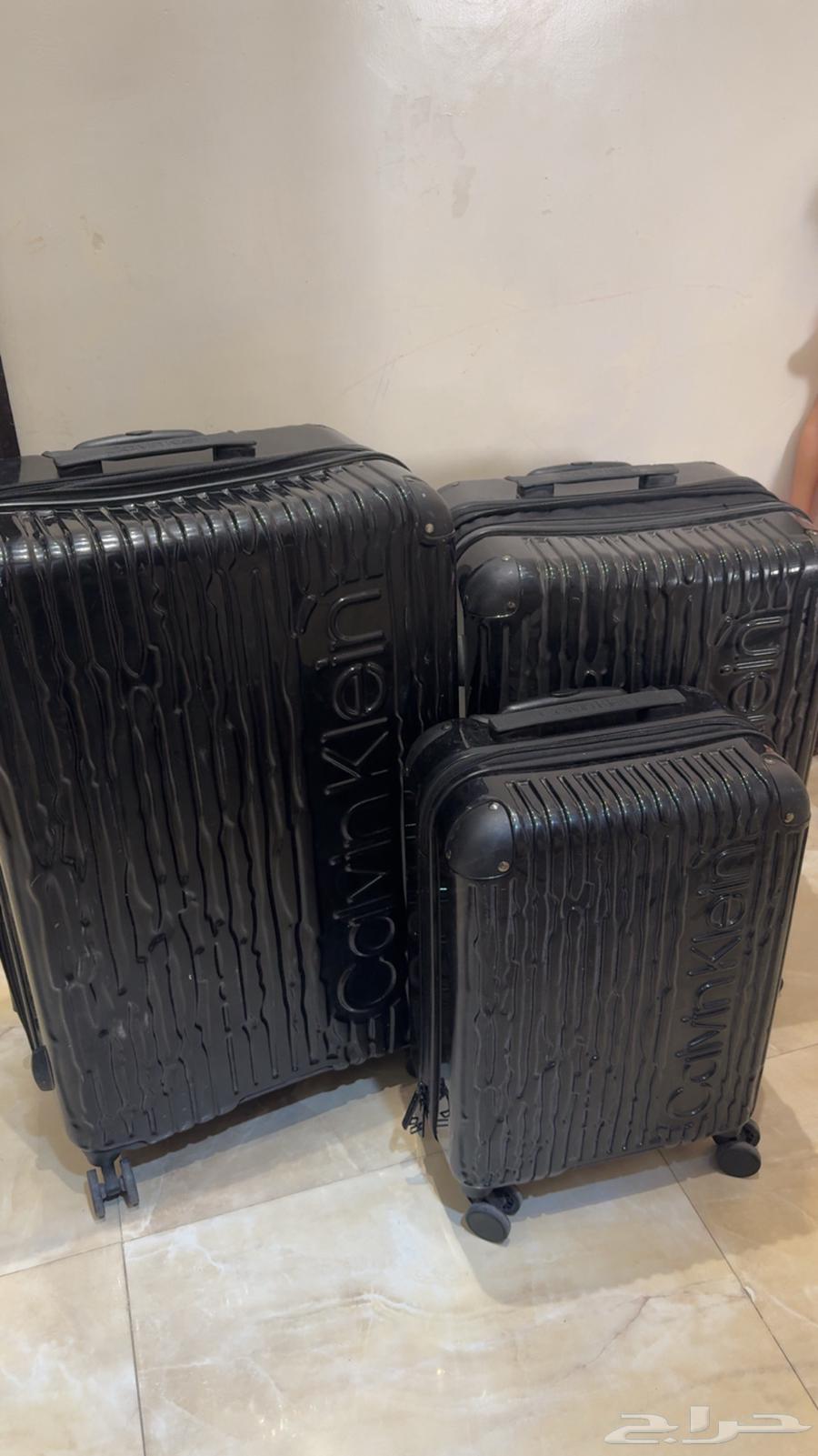 شنط سفر ماركه كلفن كلاين سعر الشراء 3000 الالف ريال64546664936067111