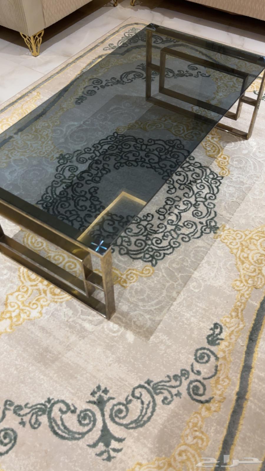 طاوله للبيع 300اخذتها من هوم بوكس64549754699138110