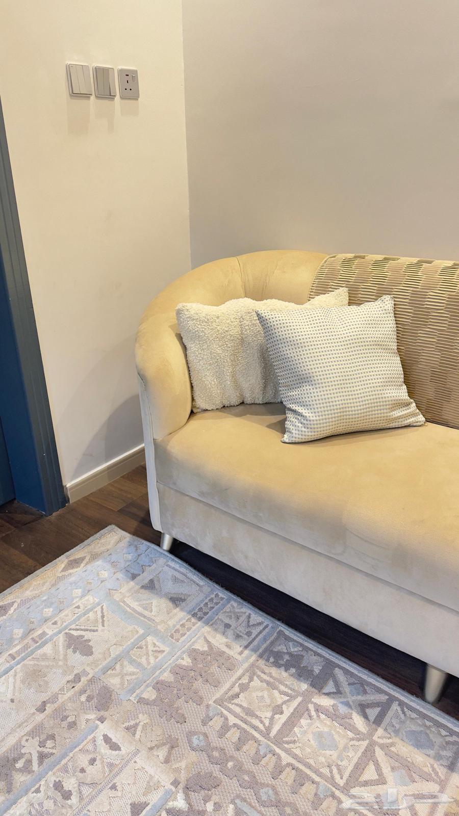 كنبه64543817943299112