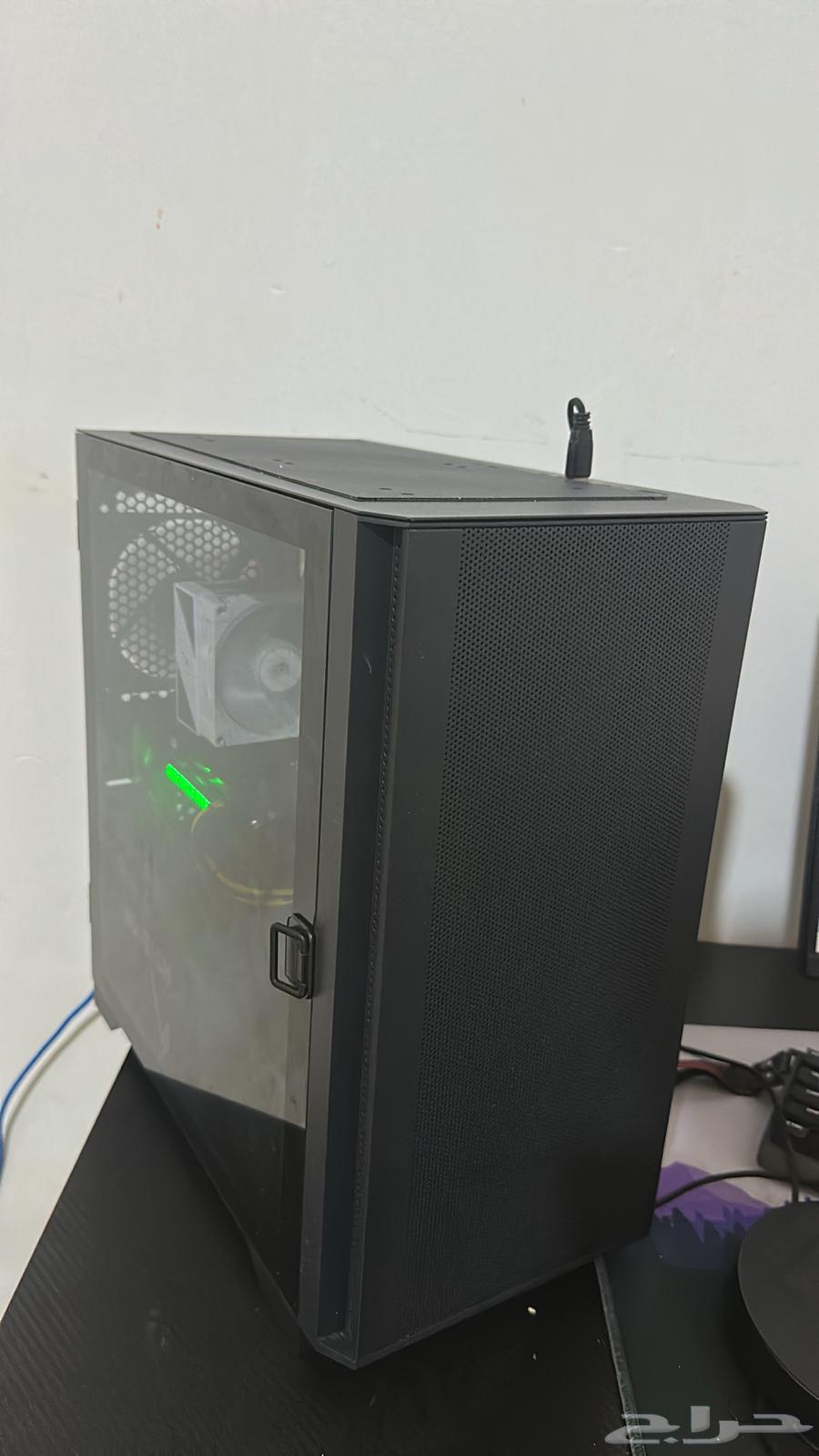 PC for sale as soon as possible because my dad bought a university iPad64551762675714113