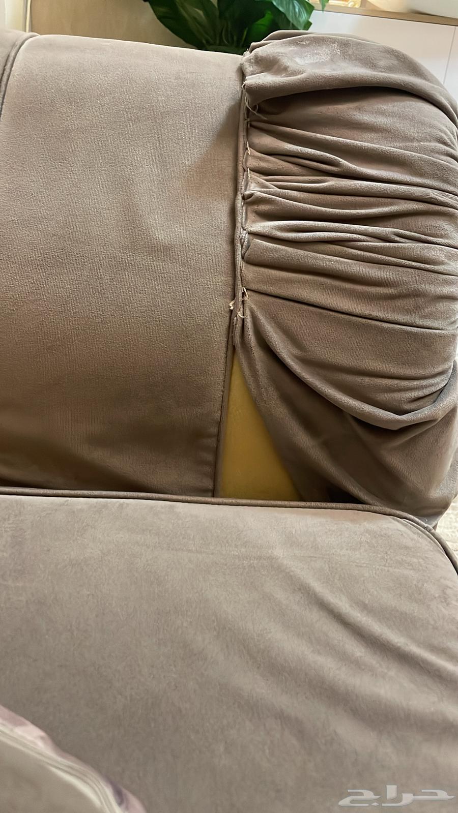 كنب 9 اشخاص نظيف بس فيه عيوب زي ماهو موضح بالصور تواصل واتس64543860488962113