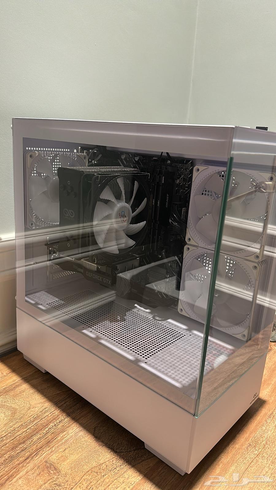 PC قيمنق شبة جديد للبيع64552163459971111