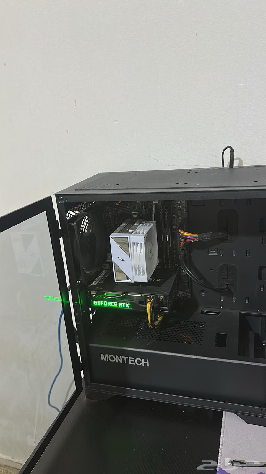 PC for sale as soon as possible because my dad bought a university iPad64551762675714110