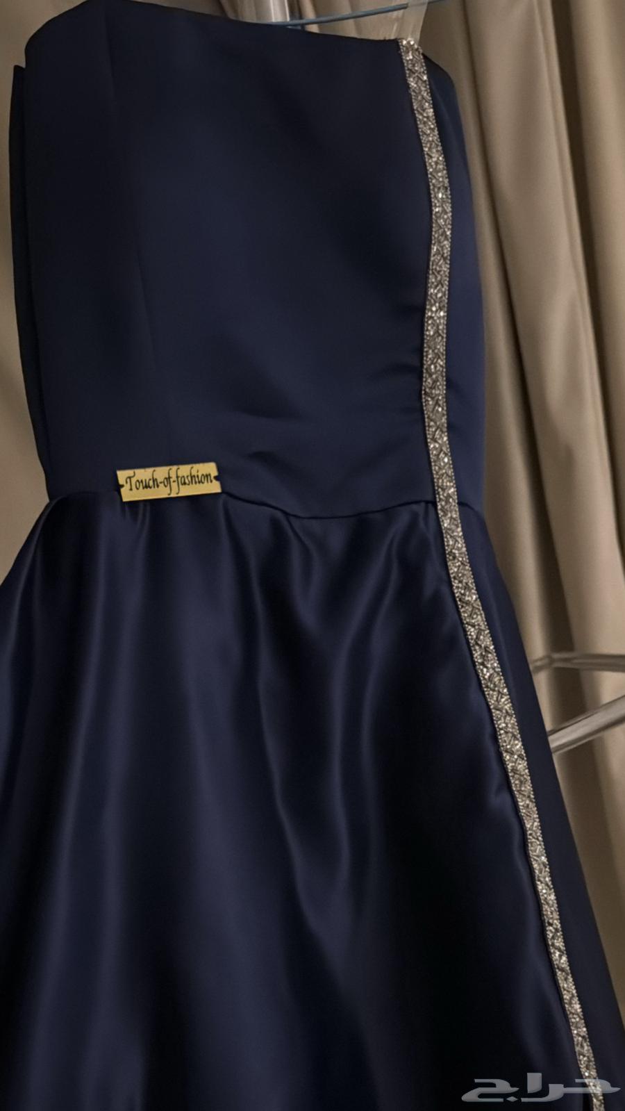 XS size dress worn for only three hours64549910688002112