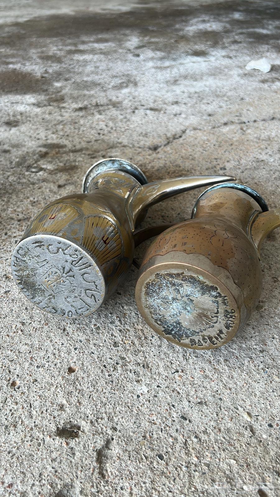 دلال قديمه64545019542274112