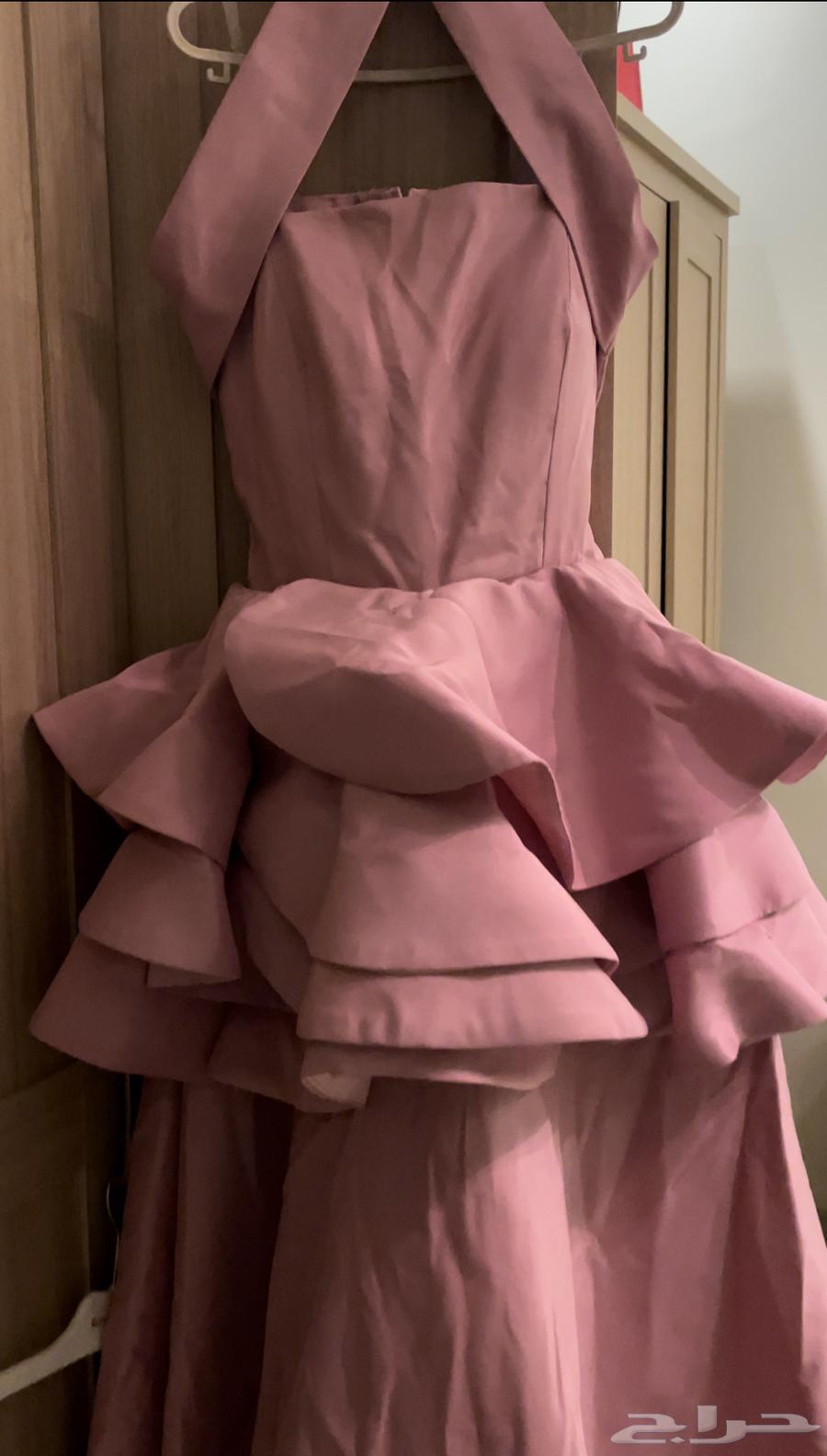 فستان من المصممة رغداء الخطيب64550945876994111