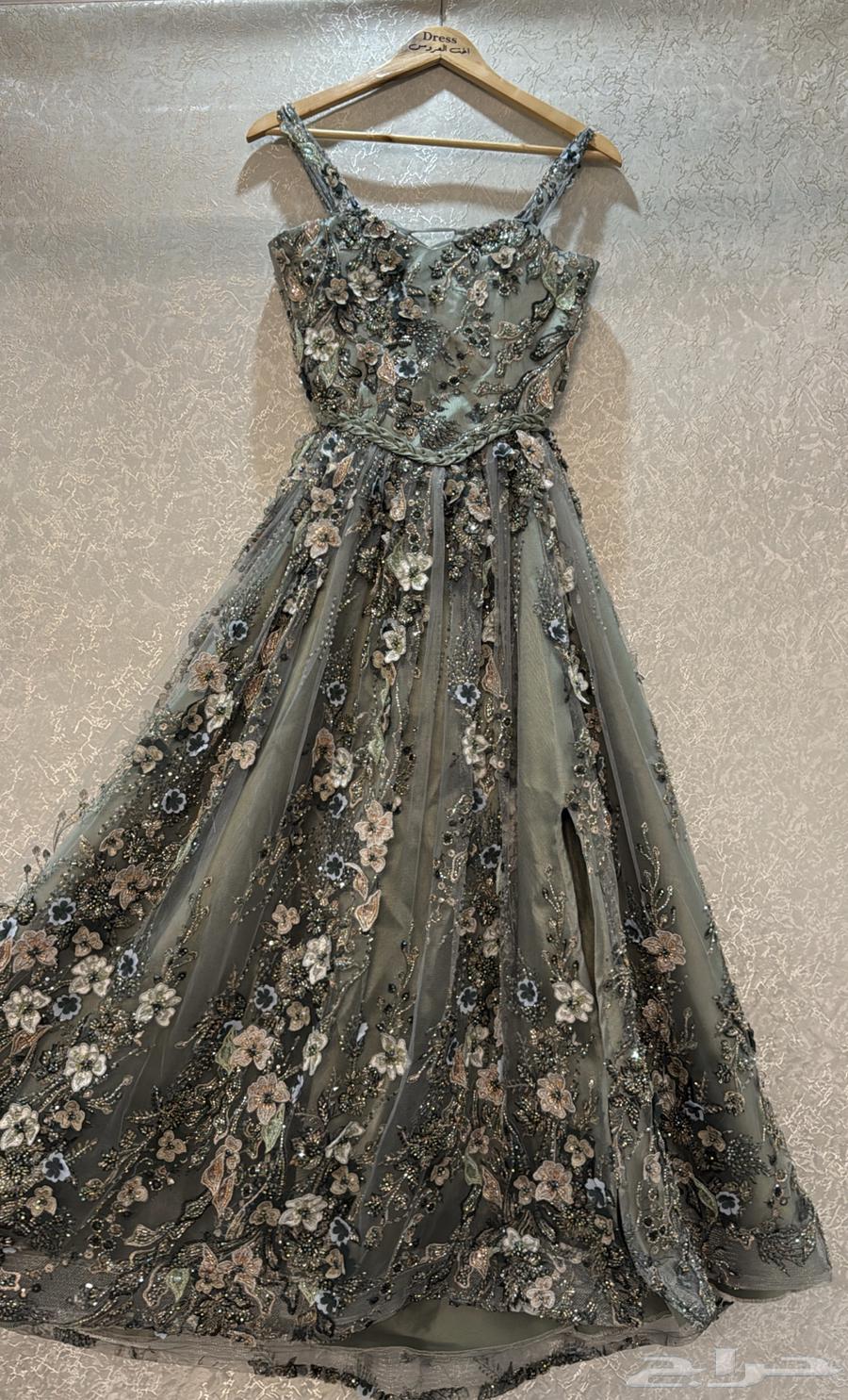 فستان جديد للبيع64552916559875110