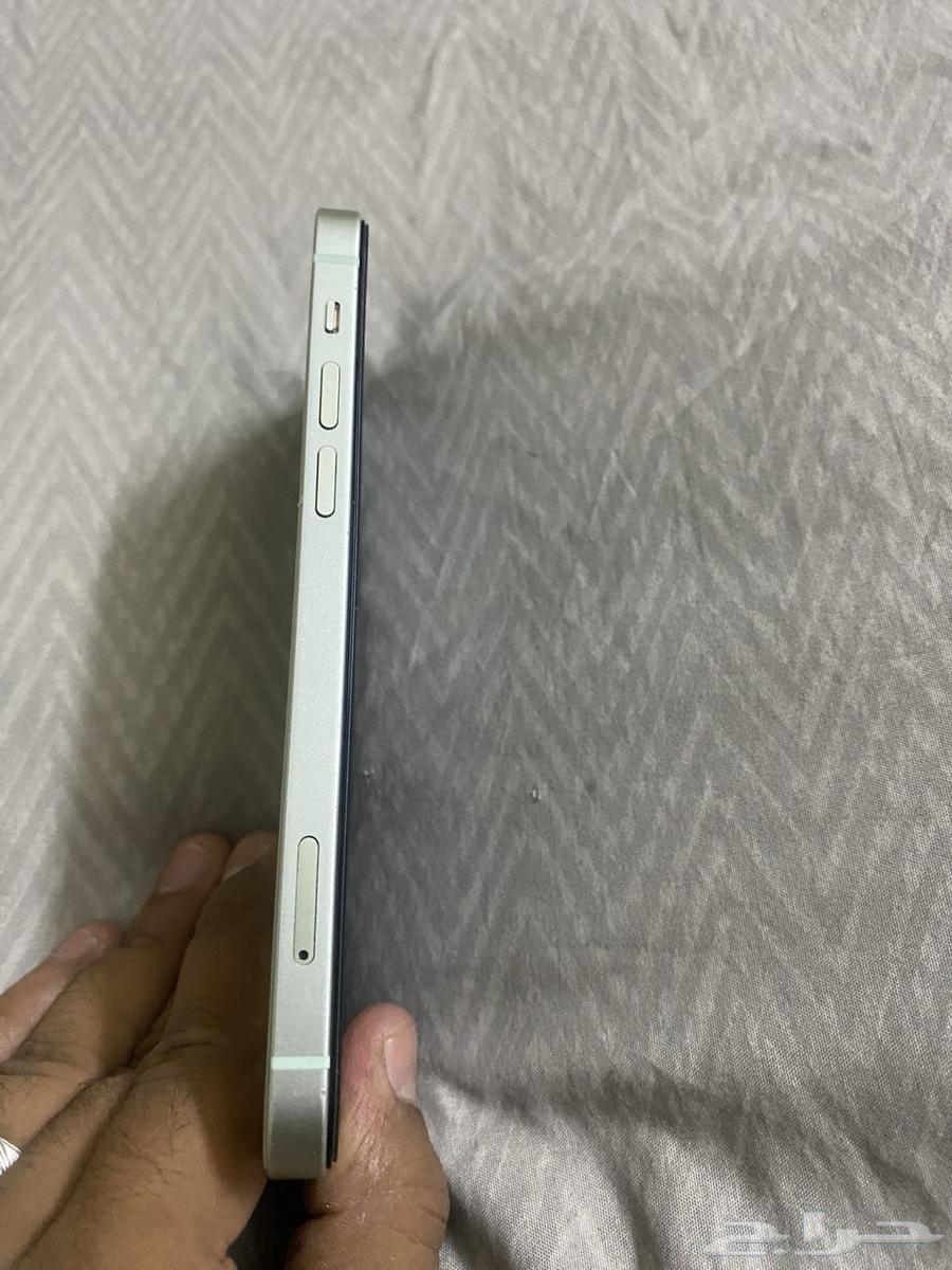 iPhone 12 regular64551762753794112