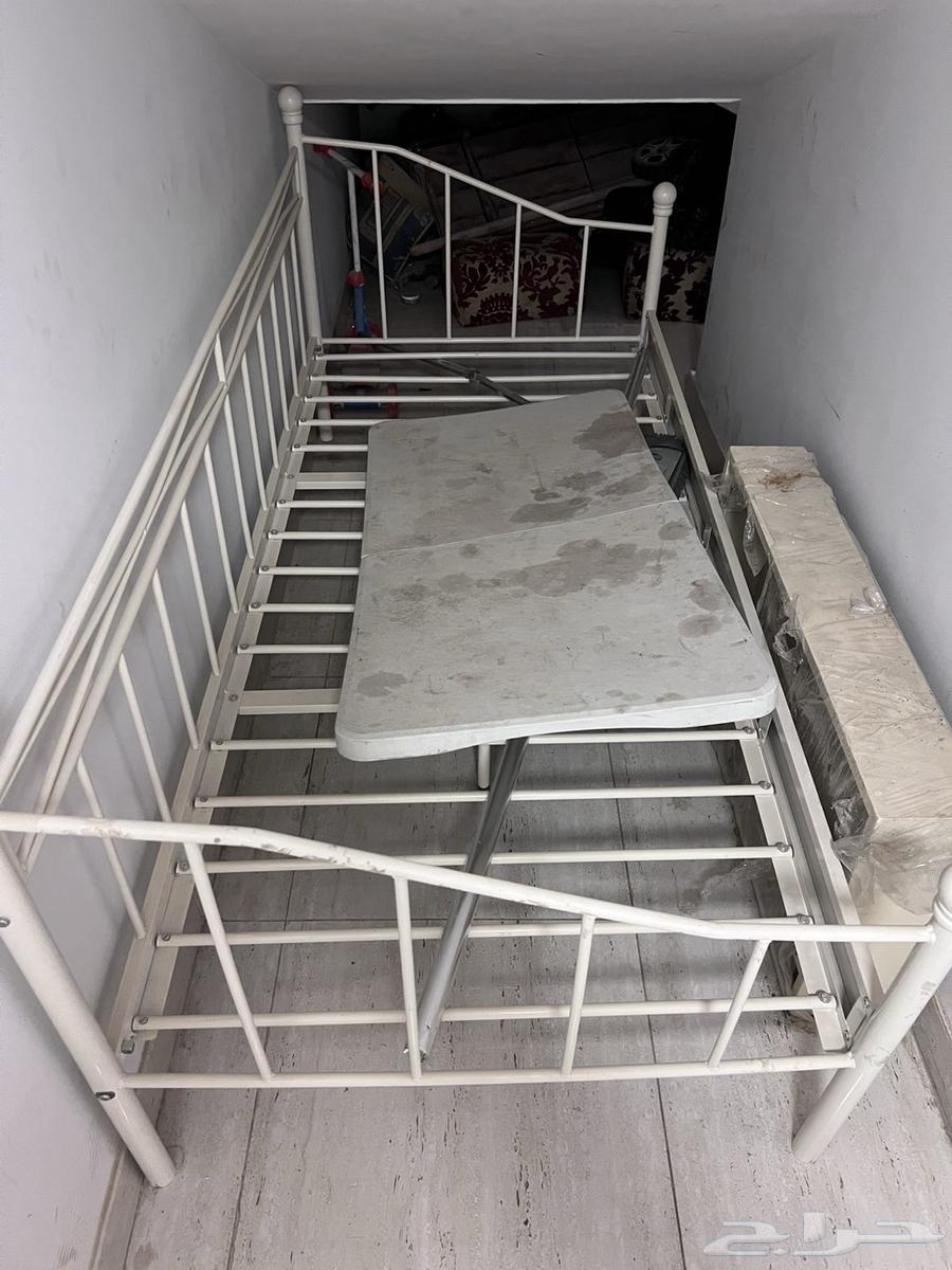 سرير للبيع لاعلى سومه64545842223746111