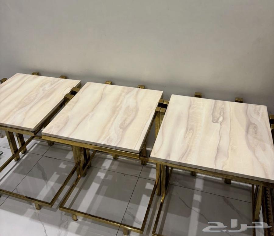 Gold and marble tables64543945214595110