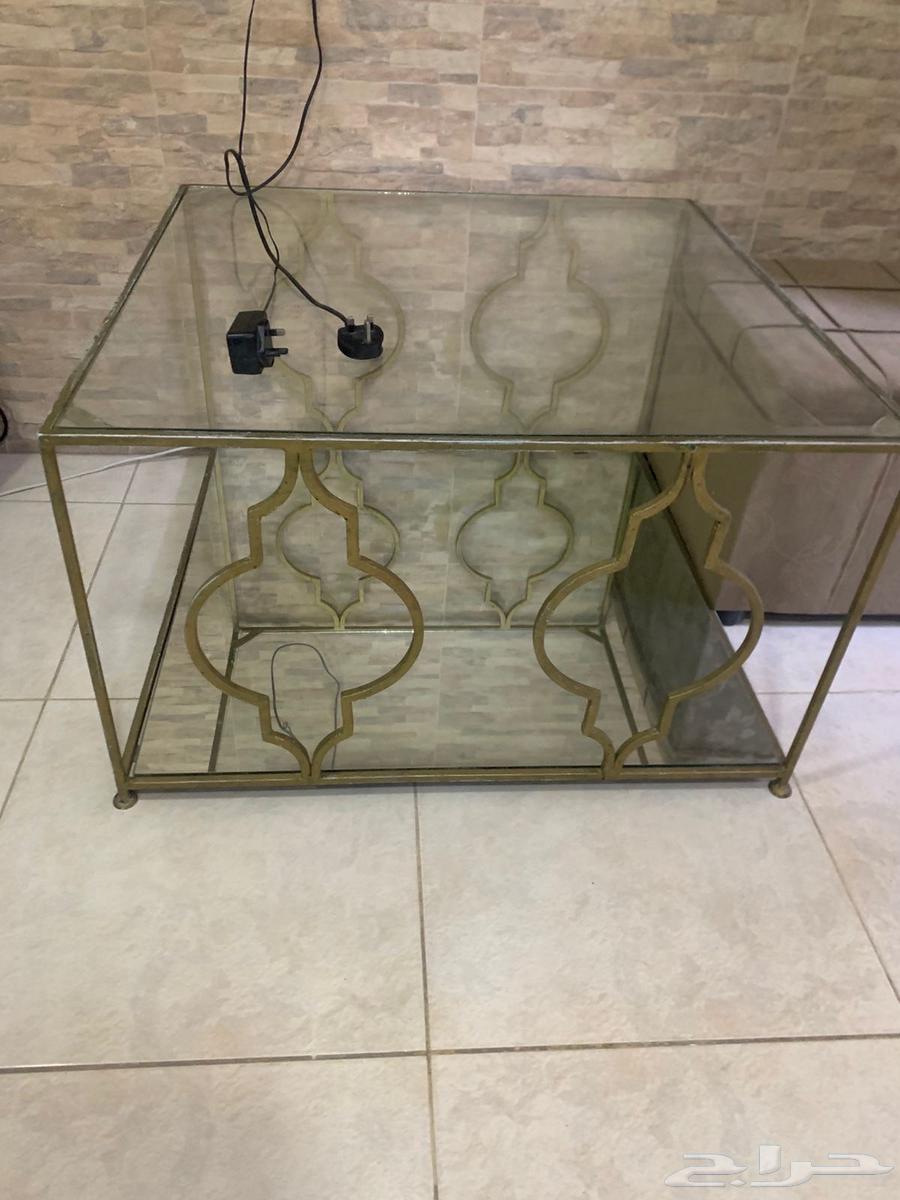 طاولات زجاج للبيع64549542598786111