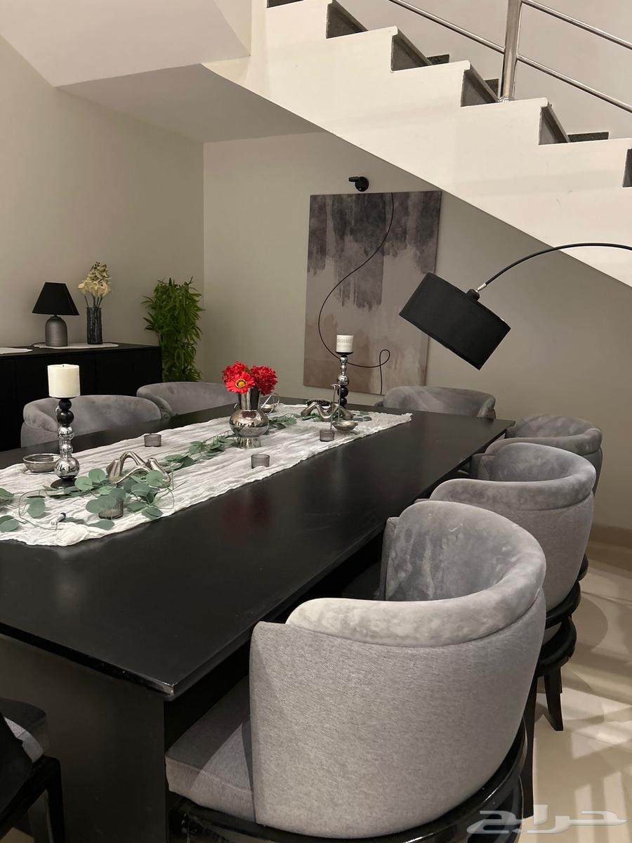 Dining tables64544326642819110