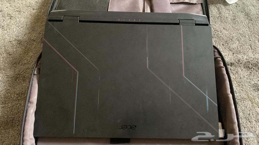 لابتوب64552703885826112