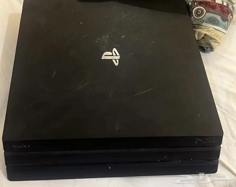 سوني فور عادي مستعمل وسوني فور برو مستعمل مع ملحقاتهم64551433877761111