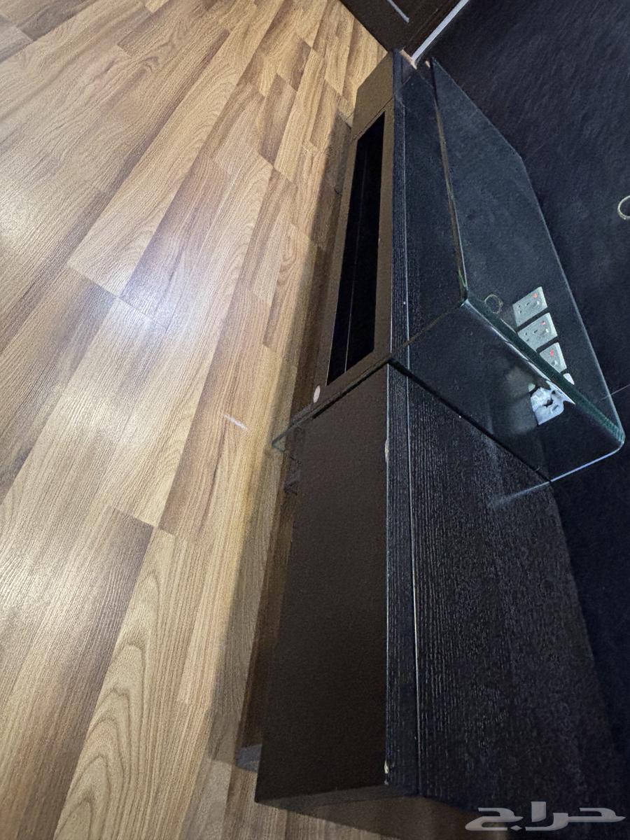 للبيع طاولة تلفزيون مستخدم من سيتي دبليو في مكة64546040105217114