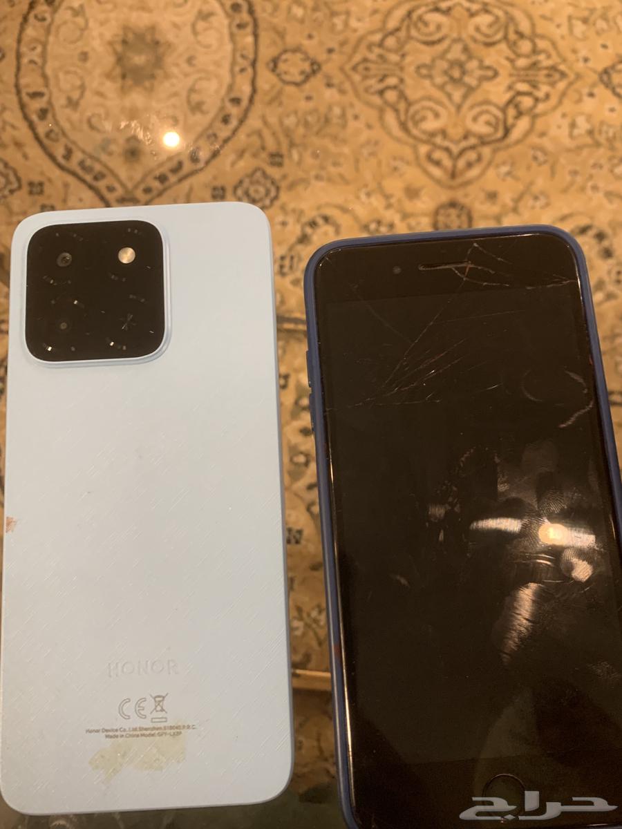 للبيع جوال ايفون 7 بلس يوجد و جوال هونر شبة جديد64546957631747110