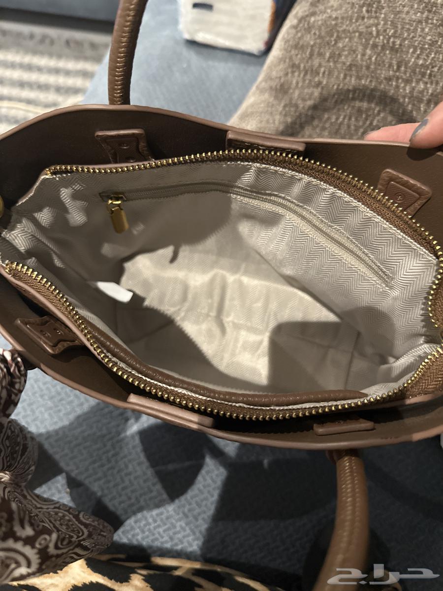 شنطة نسائية لون بني64551947721858111