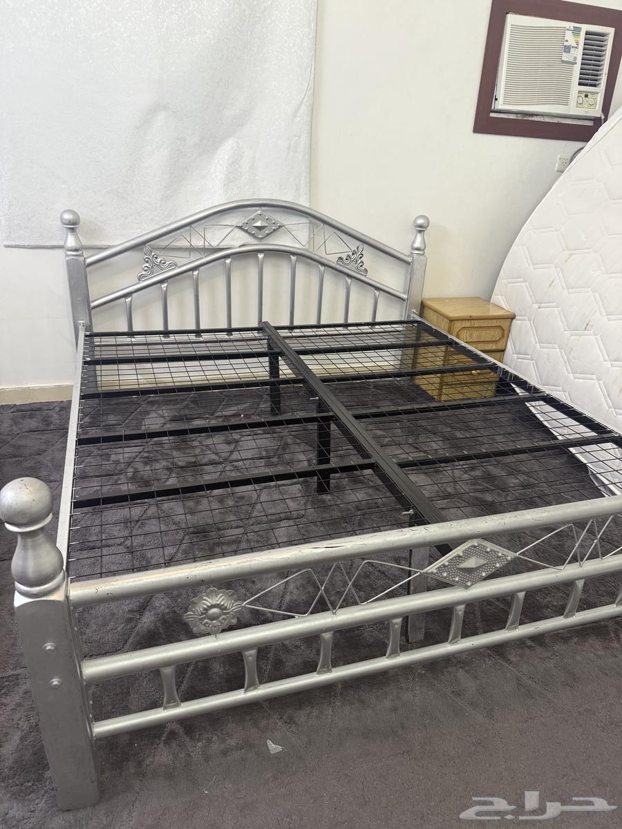 دولاب ملابس حديد اصلي للبيع64539711941506110