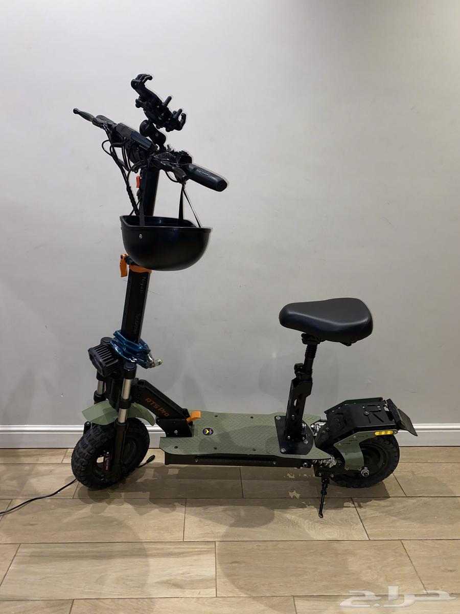 Ghost Scooter64553101142785110