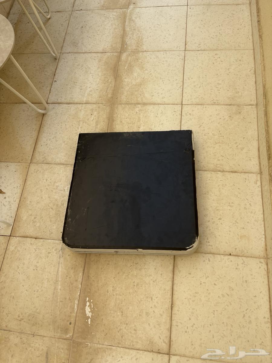 دولاب وطاولتين خدمه وطاولة تلفزيون وطاوله تنصفط64550303890817114