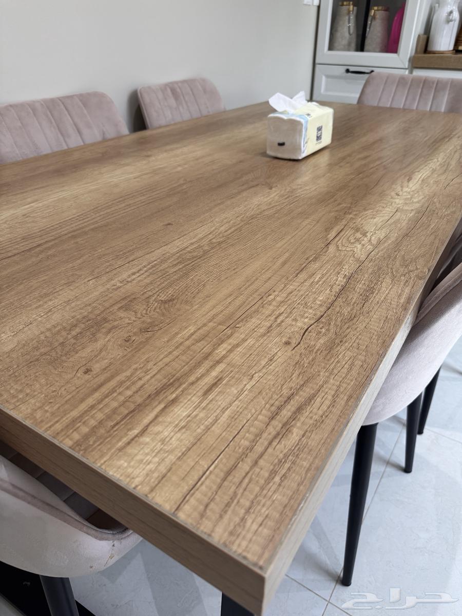 Dining table64547763075073110