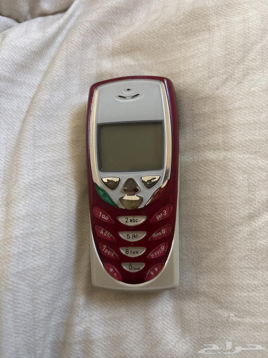 نوكيا 8310صغير  لاكن خربان64548056281858110