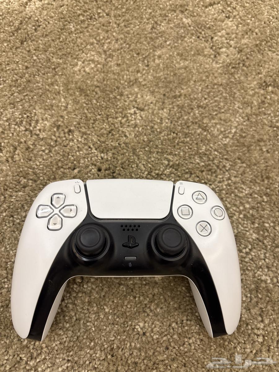 يد بلاستيشن 5 كل شي ممتاز فيها ماعدا القير اليمين64549847324033110