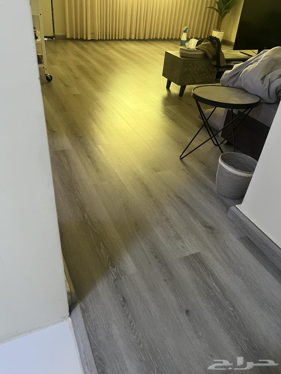 باركيه خشب رمادي مستعمل مع اللباد64548448447234111