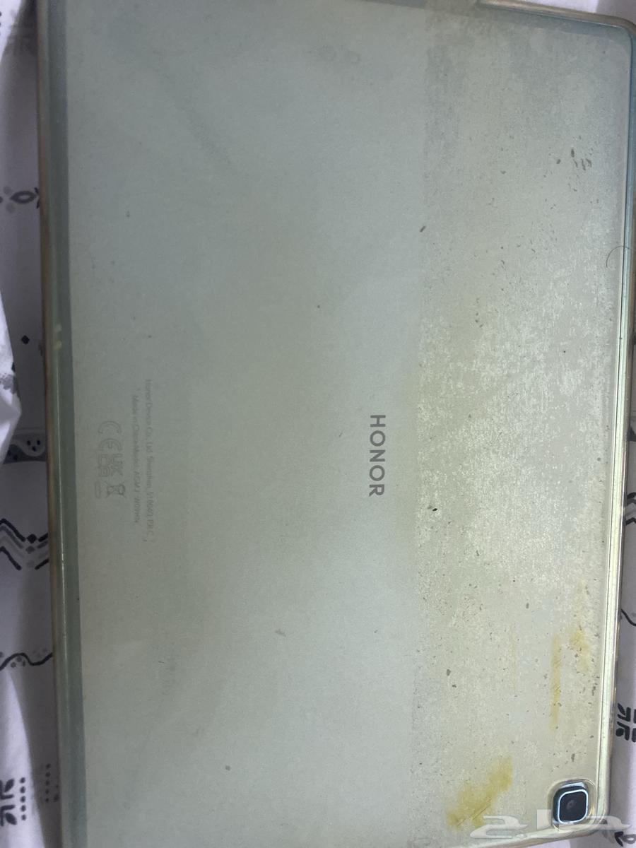 ايباد هونر شغال مافيه شي بس مكسور كسره خفيفه ماتضر اللمس64548140560131110