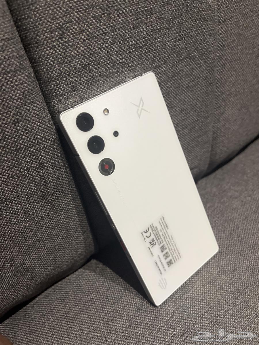 RedMagic 10 Pro device in very clean condition64549331585283111