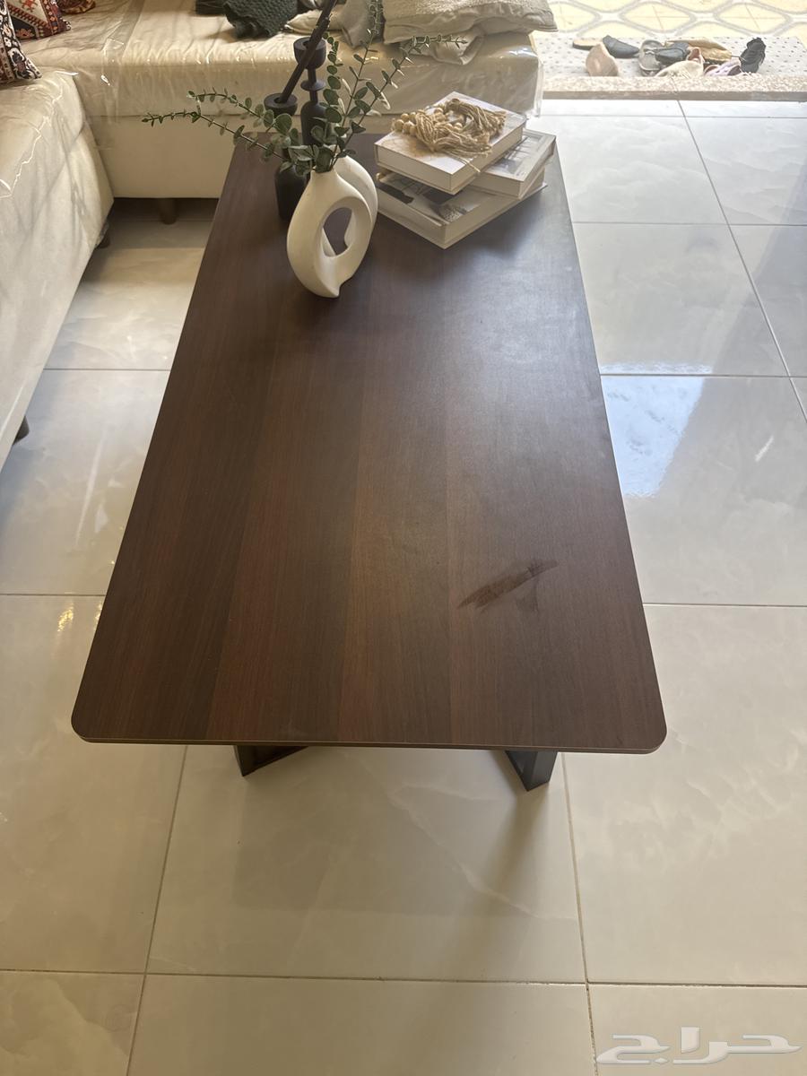 A new and clean table64548476683393111