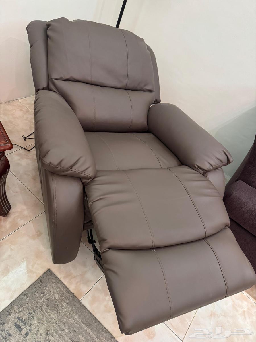 كرسي مساج جديد ونظيف64548504980993111