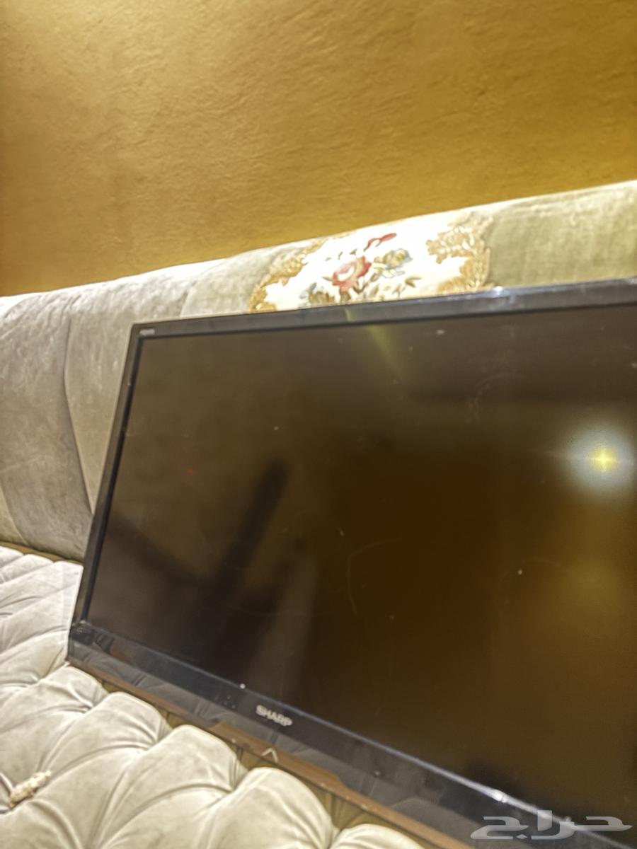 شاشه شارب 27 بوصه مستعمله64547930471169110