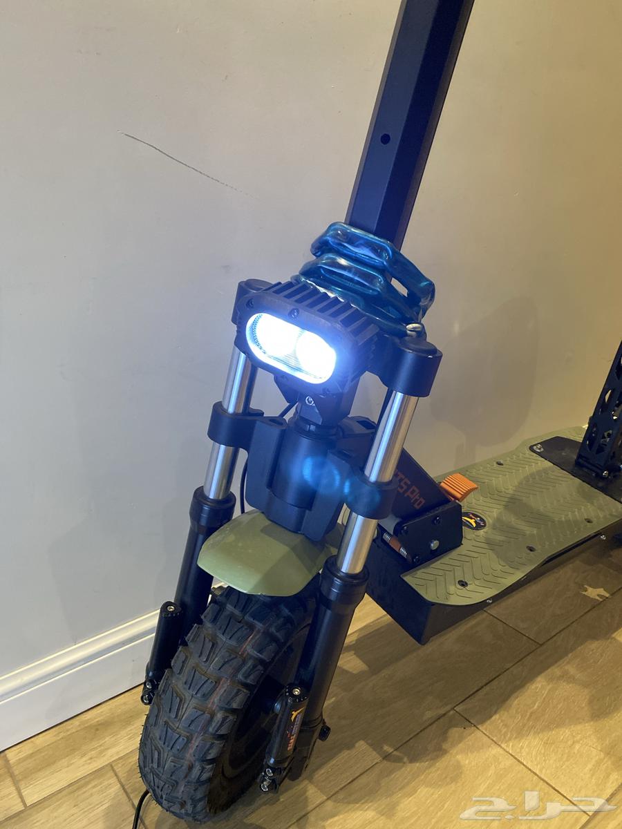 Ghost Scooter64553101142785113