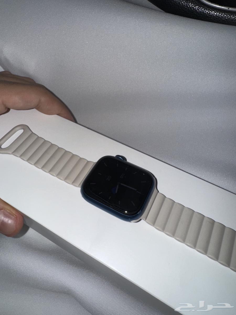 ساعة ابل للبيع الاصدار السابع نظيفة جدا64551647596290111
