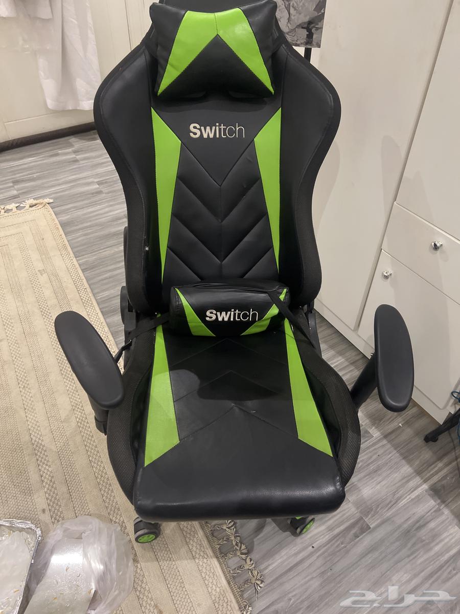 للبيع طاوله قيمنق وكرسي قيمنق64549275804162110