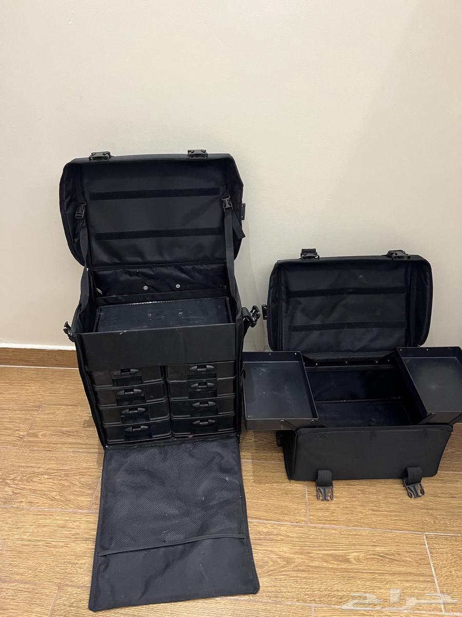 شنطة مكياج تستخدم لجميع اغراض التجميل64550379512833112