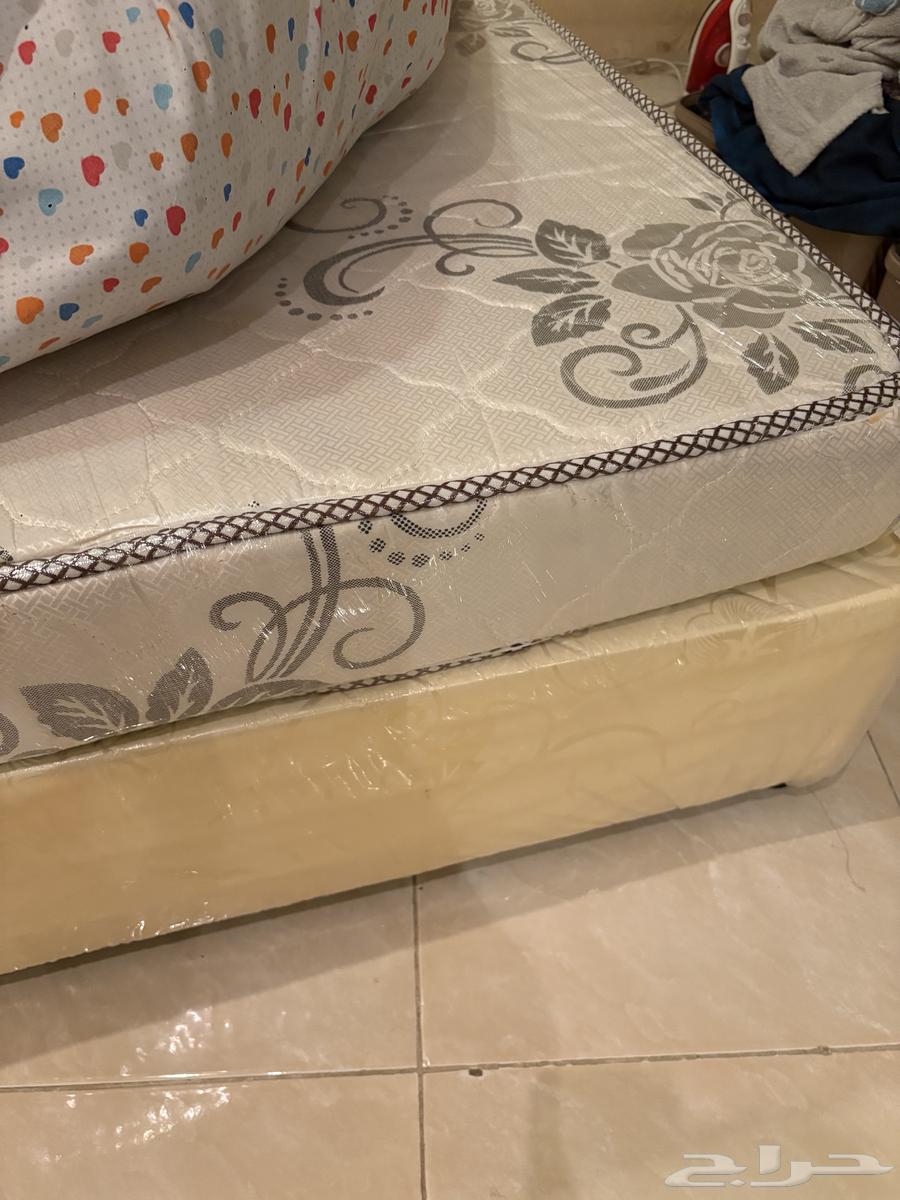 Clean used furniture64551647566467111