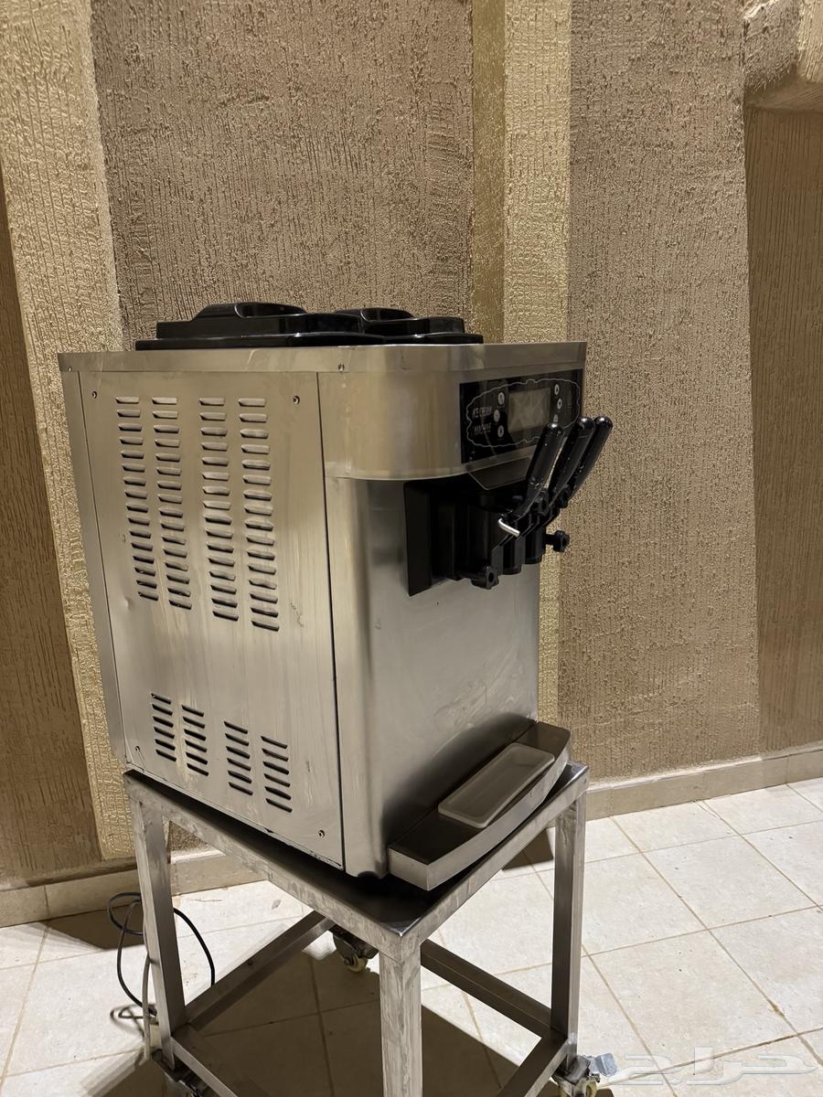 Ice cream machine64550974599554113