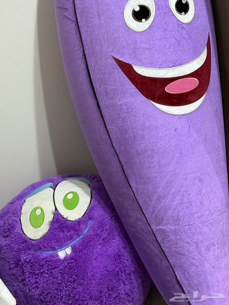 For sale, a monkey and a small one64544933602179112